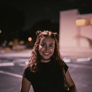 Meet your Posher, Julia